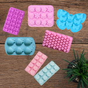 Summer Ice Cube Moulds - Perfect for making your dog's enrichment pretty!